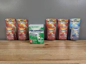 lot 510 image: Brand New Nicorette Gum and Lozenges 172 Total Pieces - T