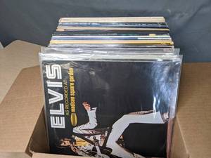 lot 484 image: Collection of Approximately 45 Vinyl Records Elvis, Glen Campbell, Simon & Garfunkel & More - V