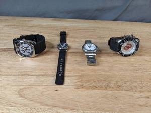 lot 553 image: Collection of (4) Sport Team Watches New York Yankees, Texas A&M and University of Oklahoma - V