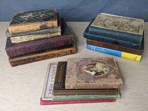 lot 582 image: Antique Collection of (13) Books The Century Book of Facts, Sacred Songs & Solos, Ginger Rogers, There I Stand and More - V