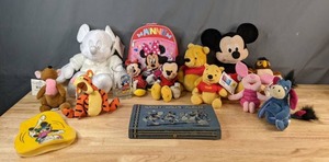 lot 624 image: Disney Collectibles Mickey and Minnie Mouse, Snowflake Pals White Mickey, Backpack, Winnie the Pooh Characters, Postcards and More - V