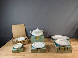 lot 561 image: Vintage Collection of Allegro Fina China Plates, Bowls, Covered Casserole Dish, Platter and Relish Dish - V
