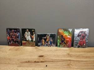 lot 831 image: Michael Jordan Kobe Bryant LeBron James NBA Sports Cards Topps Upper Deck Lakers Bulls Cavs Basketball - N