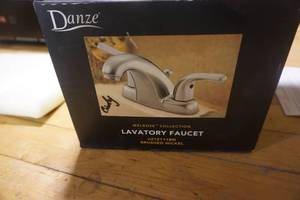 lot 19 image: Danze Melrose Collection Nickel 2 Handle Lavatory Faucet