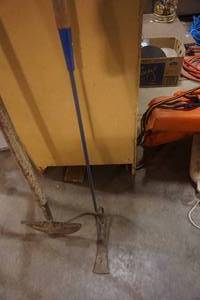 lot 111 image: Hand Scythe and Edger