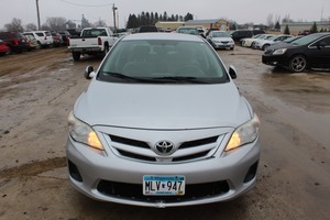 2011 TOYOTA COROLLA 4D SEDAN LE - 2 Owners -