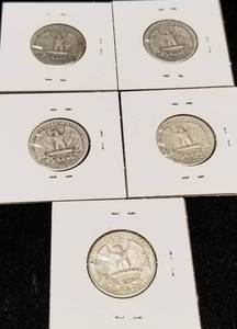 GROUP OF 5 SILVER WASHINGTON QUARTERS AS PICTURED