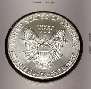 1992 AMERICAN SILVER EAGLE 1 TROY OZ .999 FINE SILVER DOLLAR
