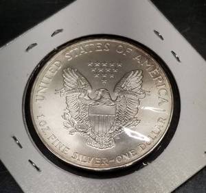 2000 AMERICAN SILVER EAGLE 1 TROY OZ .999 FINE SILVER DOLLAR