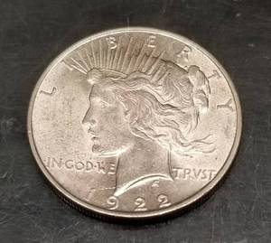 1922 PEACE SILVER DOLLAR