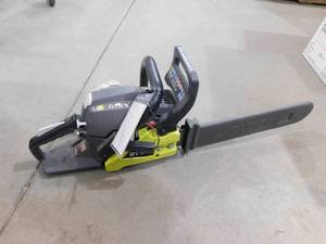 lot 4 image: RYOBI 18 in. 38cc 2-Cycle Gas Chainsaw