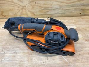 lot 2 image: RIDGID 6.5 Amp Corded 3 in. x 18 in. Heavy-Duty Variable Speed Belt Sander with AIRGUARD Technology