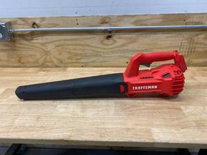lot 58 image: CRAFTSMAN 20-volt Max 200-CFM 90-MPH Handheld Cordless Electric Leaf Blower (Tool Only)