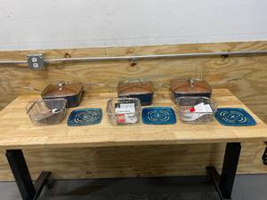 lot 123 image: GOTHAM STEEL Lot of 3- Deep Square Pans (9.5 Deep)