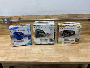 lot 127 image: SCHUMACHER Lot of 3 Battery Chargers