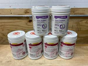 lot 169 image: DIVERSEY Oxivir TB Wipes and CALTECH Dispatch