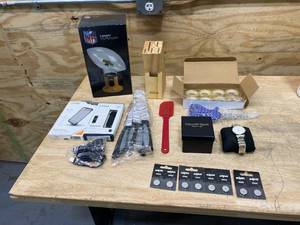 lot 170 image: Lot of Miscellaneous Items