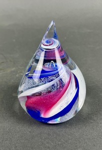 lot 85 image: Vibrant Caithness Clarion Call Paperweight 110650