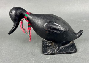 lot 83 image: Vintage 1950s Metalcraft Cast Iron Duck Door Stop