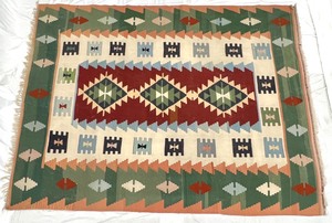 lot 125 image: Gorgeous Vintage Turkish Kilim Handwoven Rug with Pad