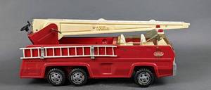 lot 113 image: 1970s Tonka Swivel Aerial Ladder Fire Truck