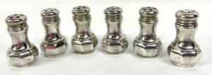 lot 277 image: Three Pairs of Vintage Sterling Miniature Salt and Pepper Shakers - Group 2