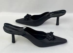 lot 176 image: Vintage Richard Tyler Pointed Toe, Black Sling Backs - Womens Size 8M