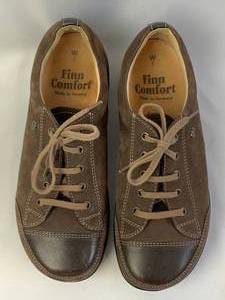 lot 181 image: Vintage Finn Comfort Made in Germany Walking Shoes - U.S. Womens Size 7