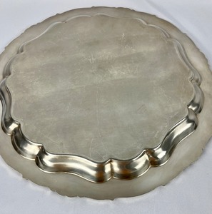 lot 210 image: Beautful Vintage Large Tray - Sheffield Design Reproduction By Community Melon Silverplated
