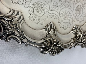lot 213 image: Gorgeous Vintage Silver Plated Tray Made in England