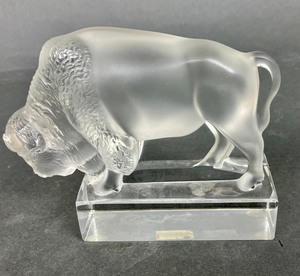 lot 283 image: Lalique Crystal Buffalo Figure