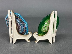 lot 284 image: Two Miniature Murano Glass Dishes with Stands