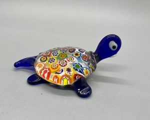 lot 270 image: Murano Glass Figures - Millefiori Turtle, Mini Fish & Aquarium Bag with Tropical Fish