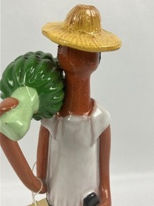 lot 290 image: Set of Two Artesania Lime Faceless Handmade Clay Figurines - Dominican Republic