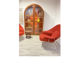 lot 4 image: Rare Mid Century Dyrlund Teak Lighted Curio Cabinet