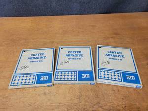 lot 584 image: Large Lot of about 125 Sheets Cloth Backed Sandpaper - 9 x 11 - 240 and 320 Grit
