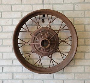 lot 648 image: Antique Ford Model A Steel Rim - Wall Dcor