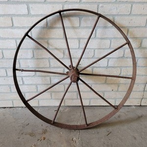 lot 661 image: Antique Steel Wagon Wheel - About 30 Diameter