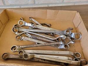lot 683 image: Large Lot of Box End Wrenches