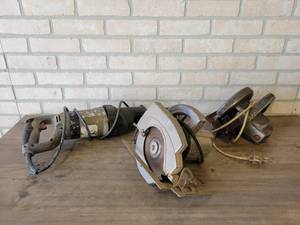 lot 701 image: Heavy Duty Reciprocating Saw and (2) Circular Saws - All are in Working Order