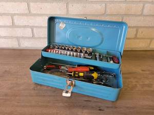 lot 779 image: Nice Blue Metal Tool box w Good Assortment of Tools - Great for someone just getting started