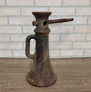 lot 824 image: 2x12 Screw Jack