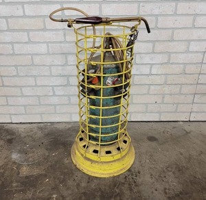 lot 825 image: Acetylene Torch, Gauge, Tank and Carrier - Nice Set up