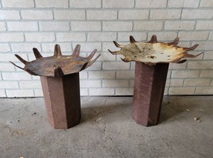 lot 870 image: Pair of Metal Outdoor Plant Stands - 18 and 16 Tall - Noth about 19 Diameter