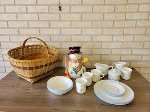 lot 892 image: Lot of Corelle Dishes, Snowman Cookie Jar and Baskets