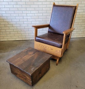 lot 922 image: Nice Solid Wood Rocker and Footstool - Very Comfortable