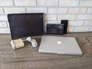 lot 944 image: MacBook Pro - A1278, Android Tablet, and Droid Phone