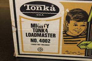 lot 29 image: Vintage Tonka Mighty Tonka Loadmaster #4002 wBox