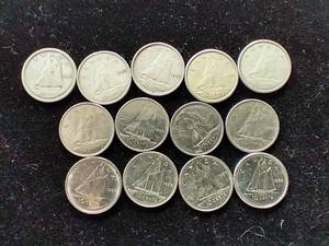 Vintage Canadian Dime Lot - Includes 5 Silver