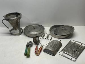 Vintage Kitchen Items